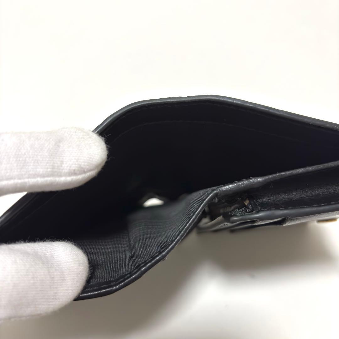 544✨美品✨グッチ 二つ折り財布 リネアキャット シマレザー ネコ ブラック