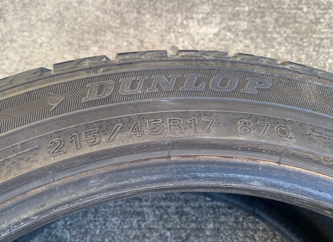 215/45R17 ダンロップ WM02 スタッドレス 中古4本セット