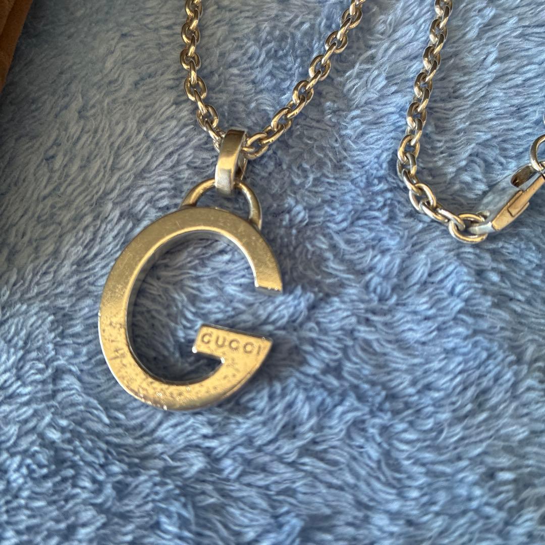 Gucciネックレス シルバー小傷はありますが全体的にきれいな状態です