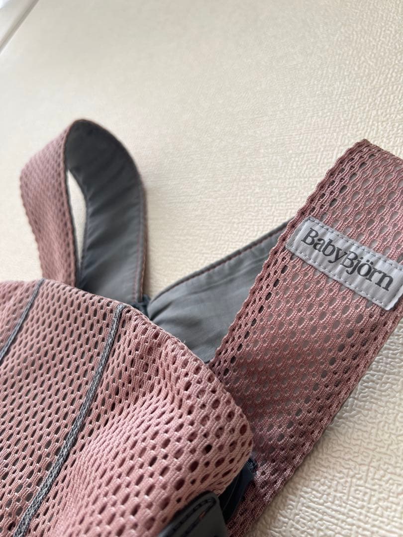 BabyBjorn MINI ダスティピンク 抱っこ紐 メッシュ