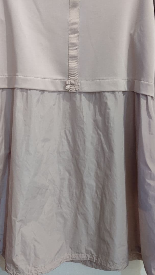 新品タグ付【スーパービューティー】ピンクベージュコート 42サイズ