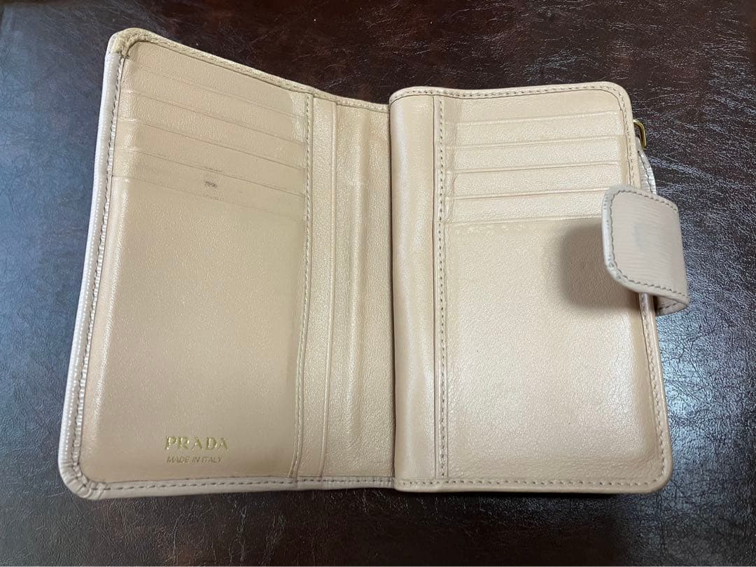 PRADA VITELLO MOVE 二つ折り財布 ピンクベージュ 1ML225