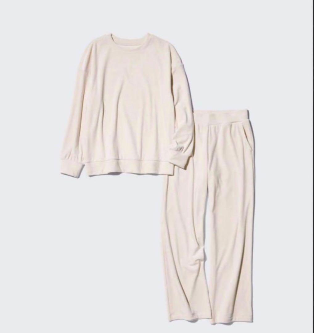 UNIQLO ウルトラストレッチスムースセット M ナチュラル