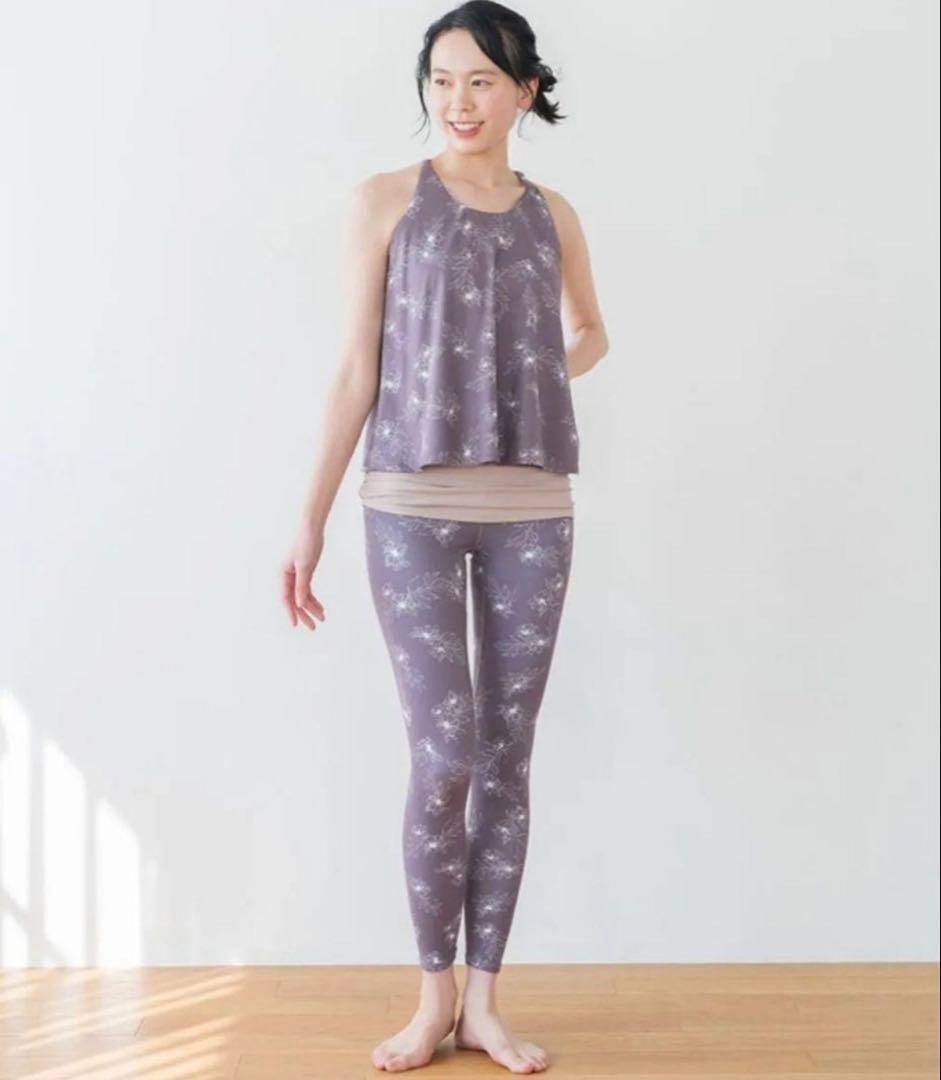 SUKALA　フラワープリント　レギンス　Mサイズ　美品　ピンクプラウン