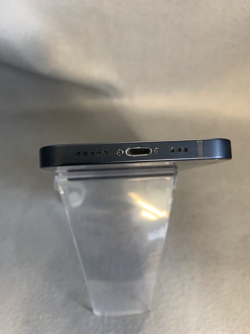 美品　国内版　SIMフリー　iPhone12 128GB ブラック色