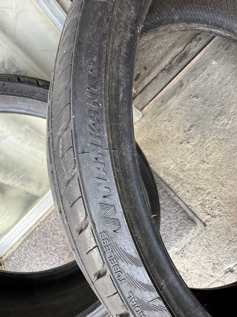 NANKANG 235/30R20 タイヤ