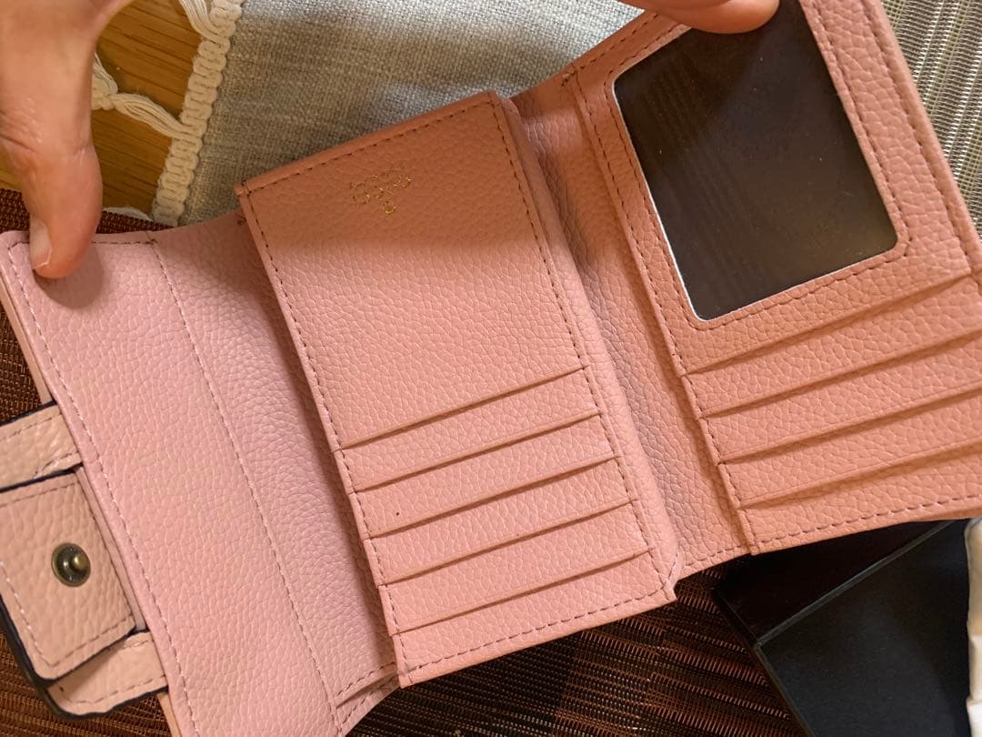 値下げしました⭐️GUCCI 三つ折り財布 ベージュ ピンク
