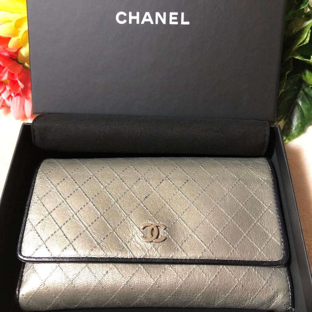 CHANEL シャネル　ビコローレ　二つ折り財布　ココマーク　シャンパンシルバー