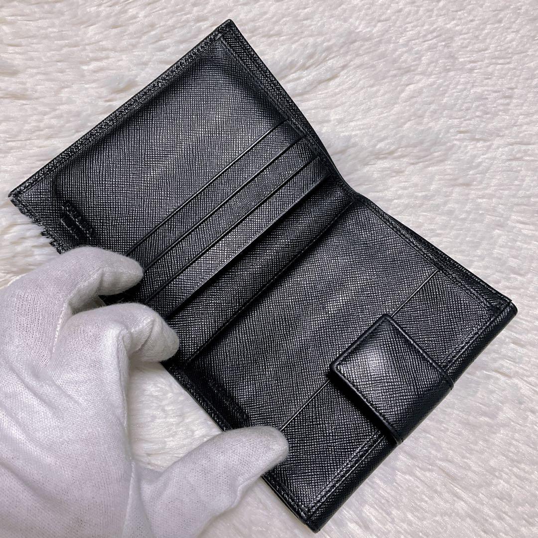 ♡美品♡PRADA プラダ 二つ折り財布 サフィアーノレザー 三角ロゴ ブラック