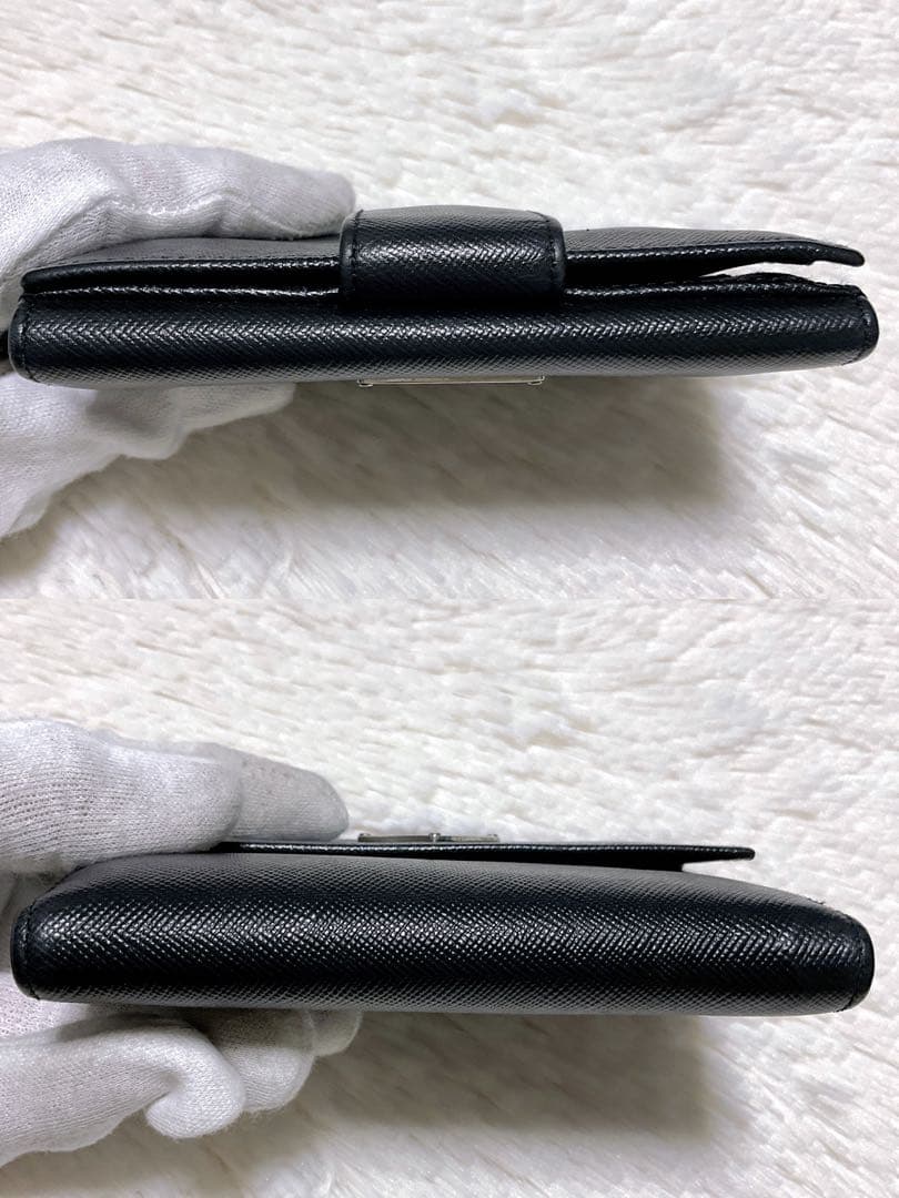 ♡美品♡PRADA プラダ 二つ折り財布 サフィアーノレザー 三角ロゴ ブラック