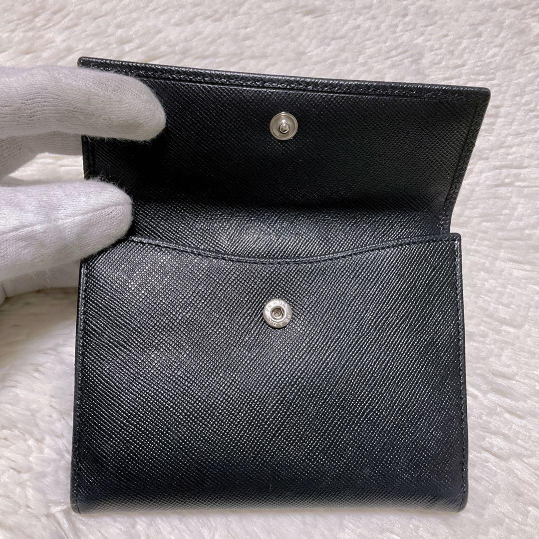 ♡美品♡PRADA プラダ 二つ折り財布 サフィアーノレザー 三角ロゴ ブラック