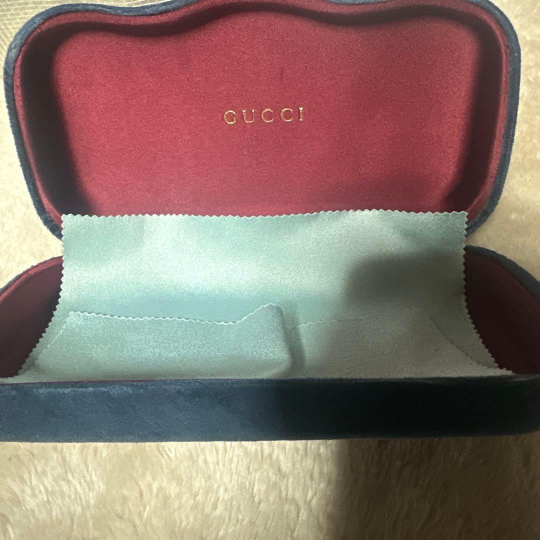 GUCCI キャットアイ サングラス ブラック