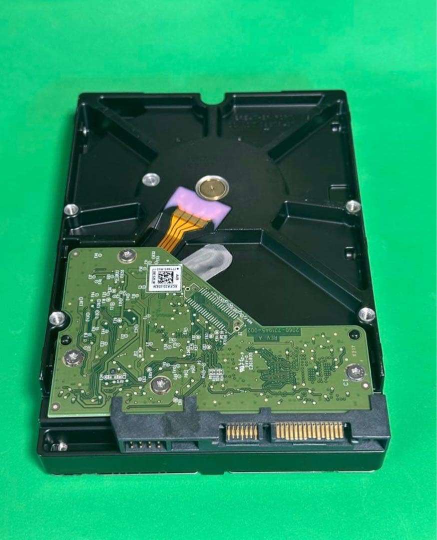 【良品】WesternDigital2TB HDD WD20EZRZ