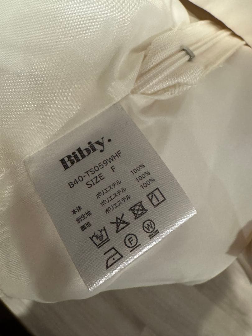 Bibiy. ビビィ BIANCA TOP IVORY アイボリー