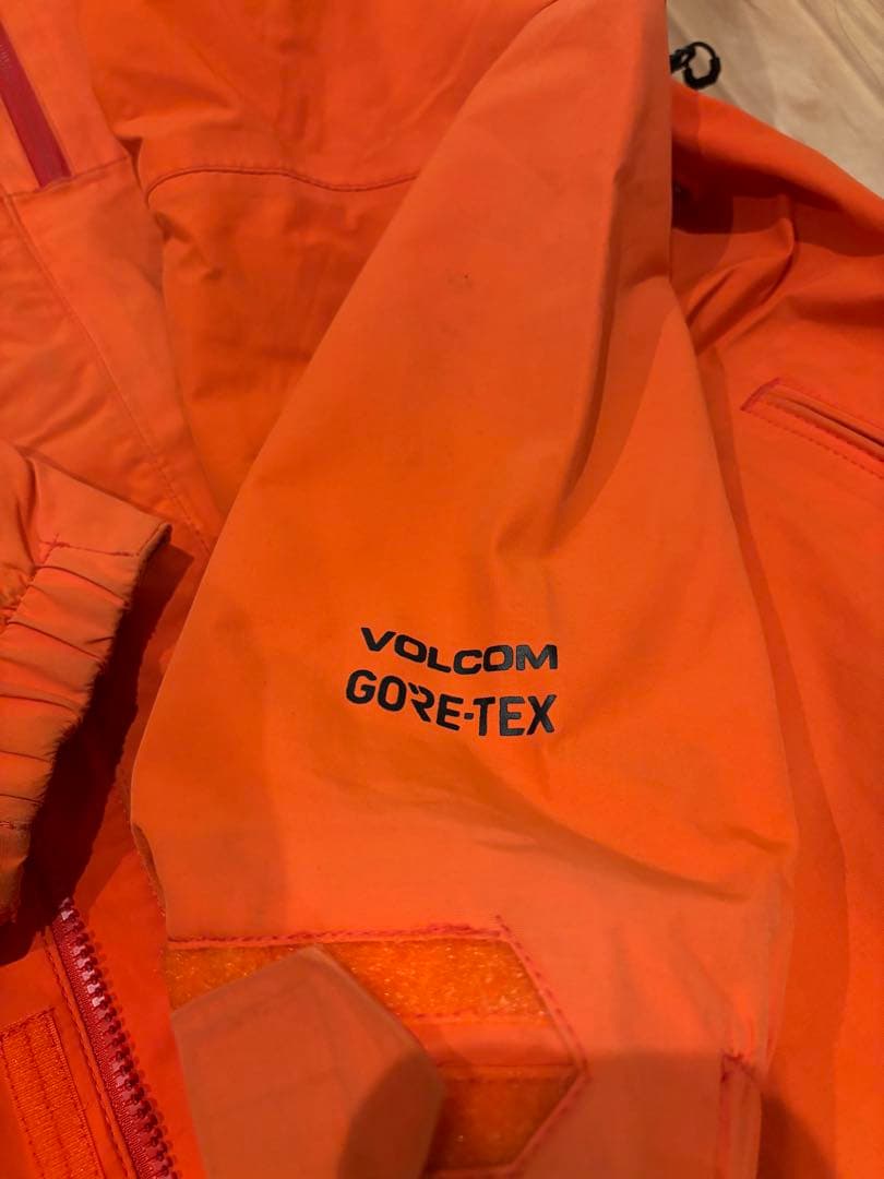 VOLCOM GORE-TEX ゴアテックス　オレンジジャケット