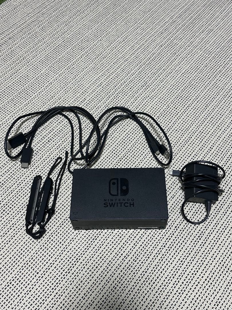 Nintendo Switch グレー 本体(Joy-Conグリップなし)