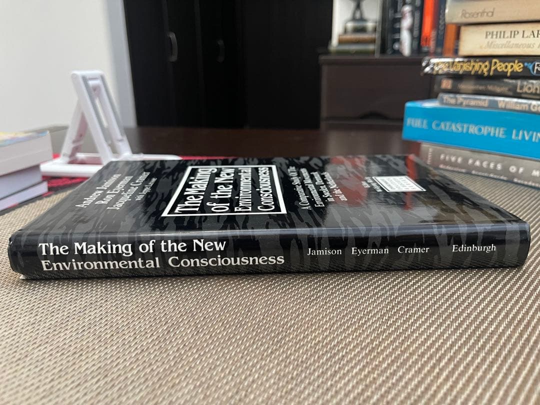 洋書 The New Environmental Consciousness