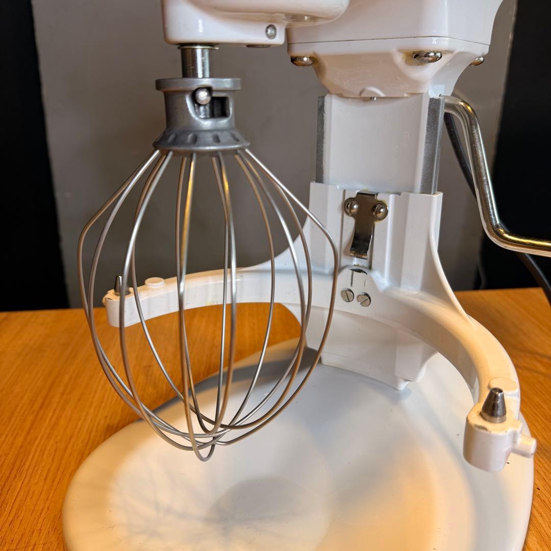 ト*ロ様 FMI キッチンエイド KSM5WH スタンドミキサー2019年製　厨