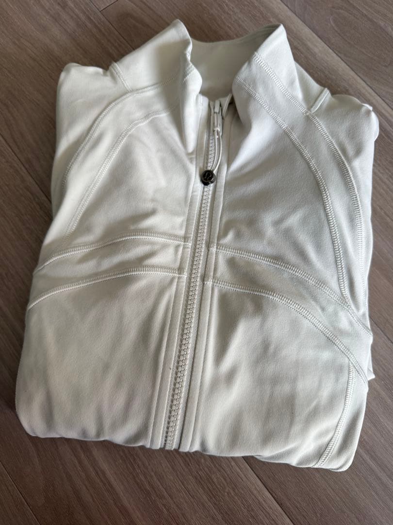 Lululemon Define ジャケット　サイズ6