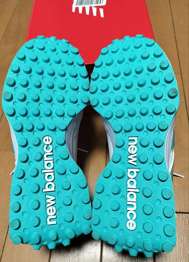 ほぼ未使用 超美品 New Balance ゴルフシューズ 24.0