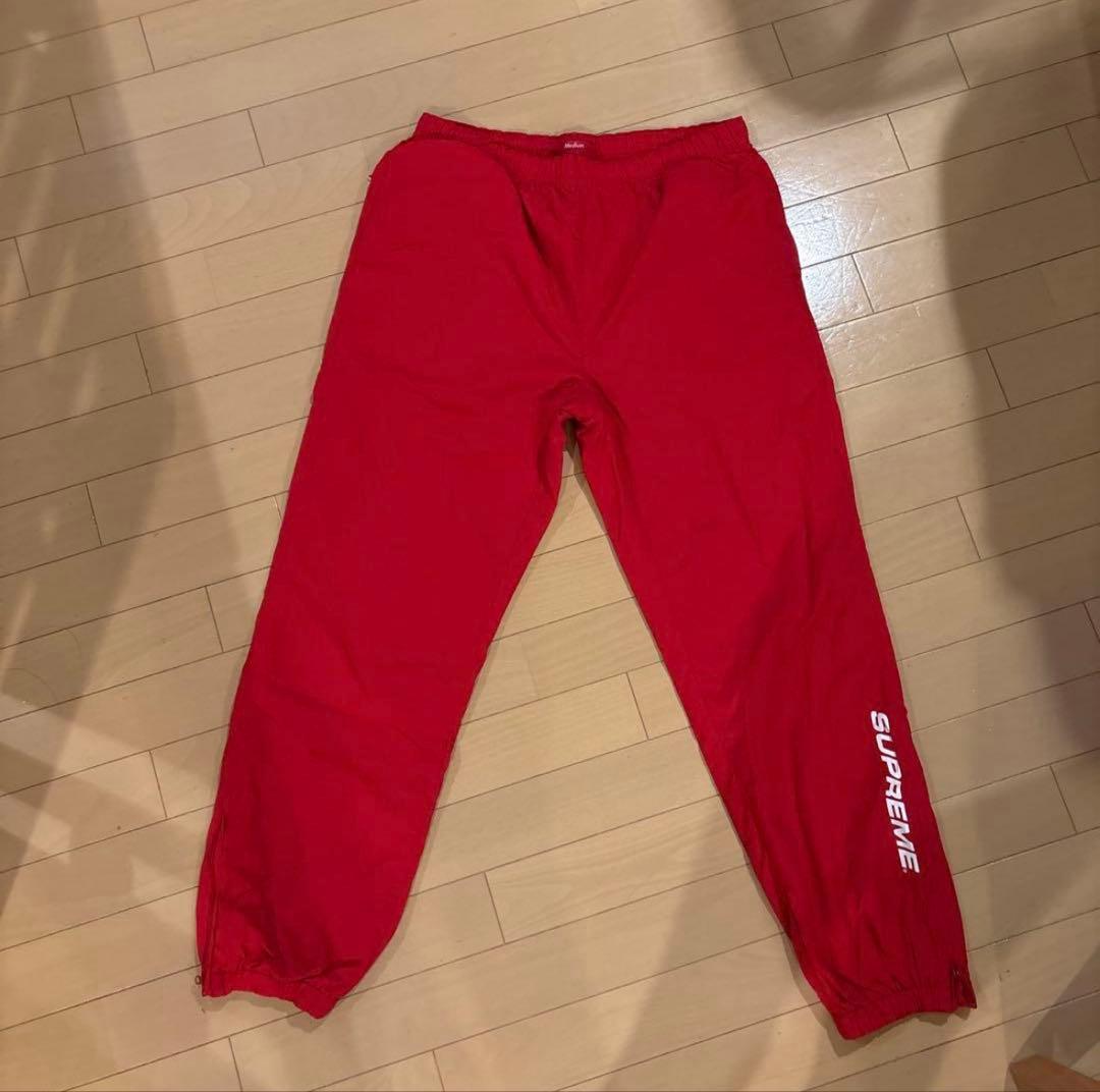 Supreme レッドナイロンパンツ