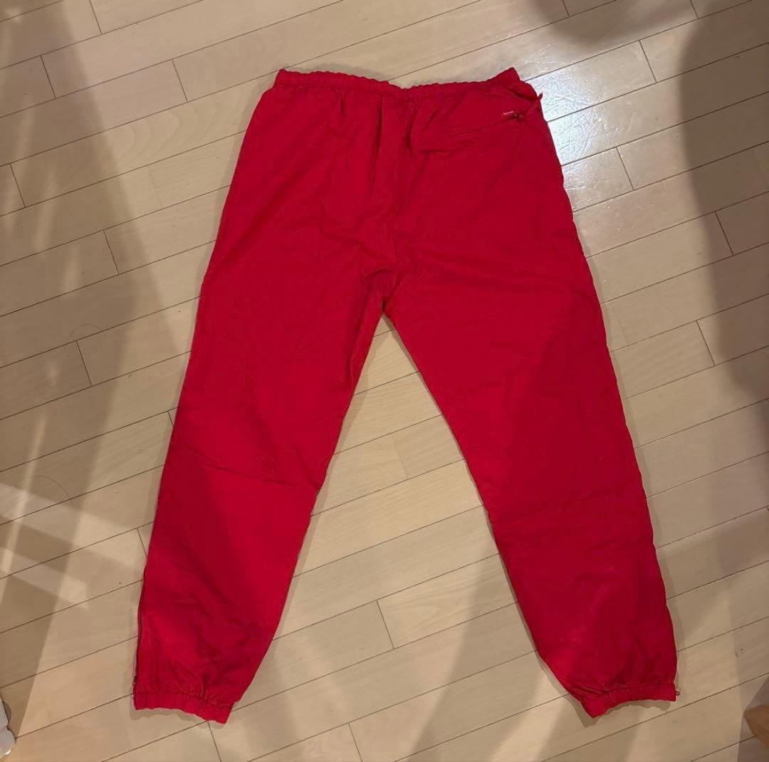 Supreme レッドナイロンパンツ