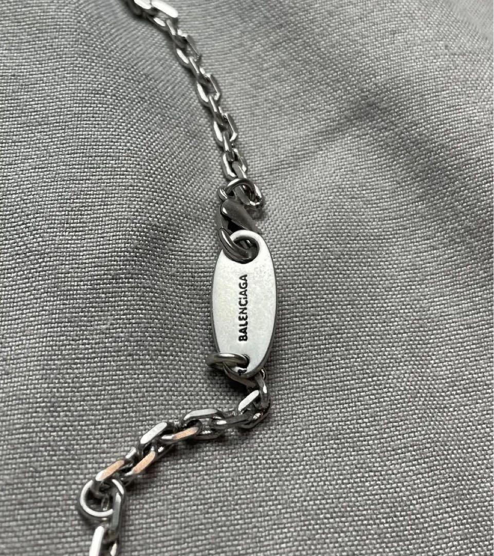 BALENCIAGA 剣型ペンダントネックレス