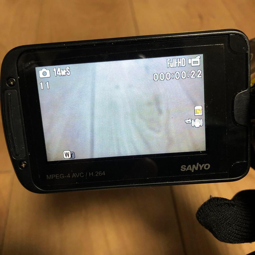 SANYO Xacti 防水ビデオカメラ　電池3つ付き