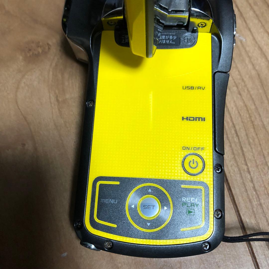 SANYO Xacti 防水ビデオカメラ　電池3つ付き