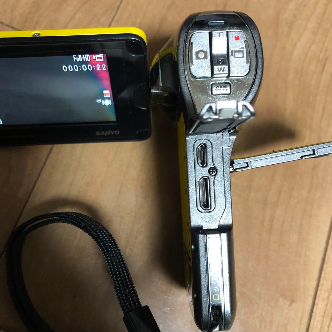 SANYO Xacti 防水ビデオカメラ　電池3つ付き