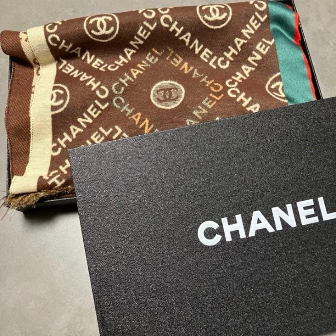 CHANEL 大判　スカーフ　マフラー　レディース　ロゴマフラー　ブラウン　春物