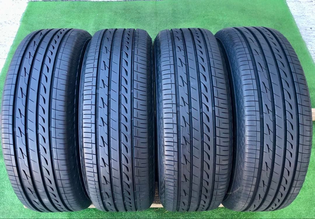 215/60 R16 BRIDGESTONE REGNO GRXIII. 24年