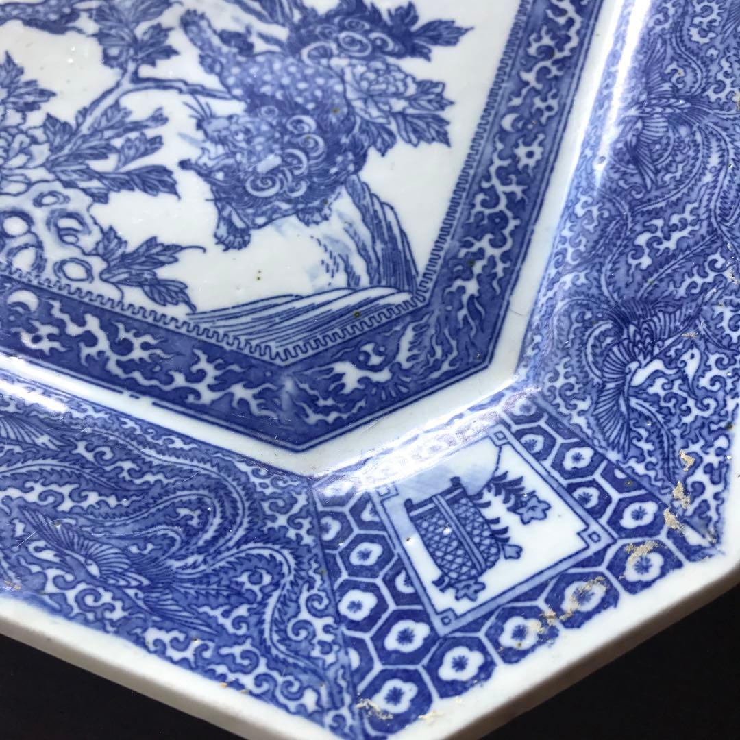 美品　陶器　年代物　八角絵皿　丁寧に描かれた獅子や牡丹の絵柄が素敵な　古道具