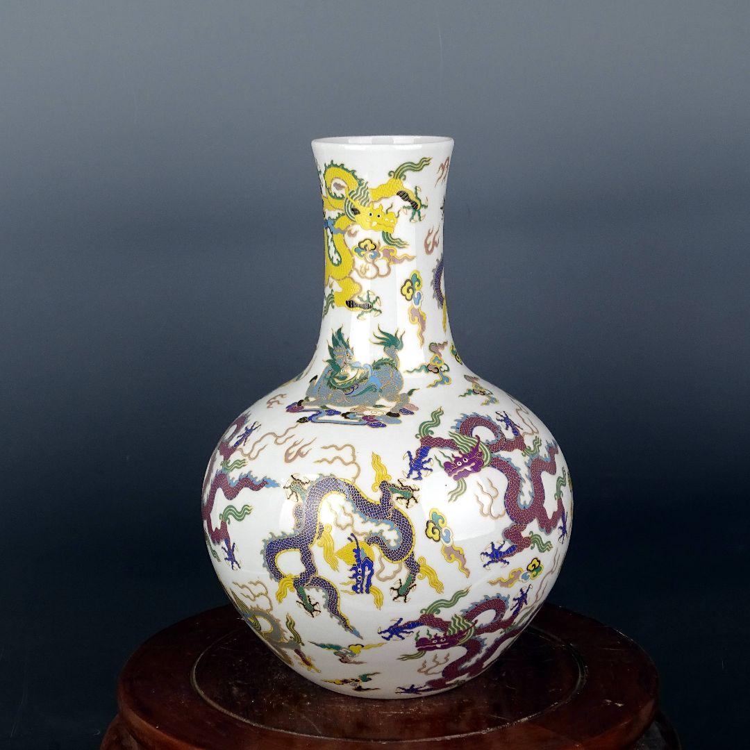 清乾隆粉彩竜紋天球瓶 景徳鎮 陶磁器 装飾品 現代工芸品 美術品 置物