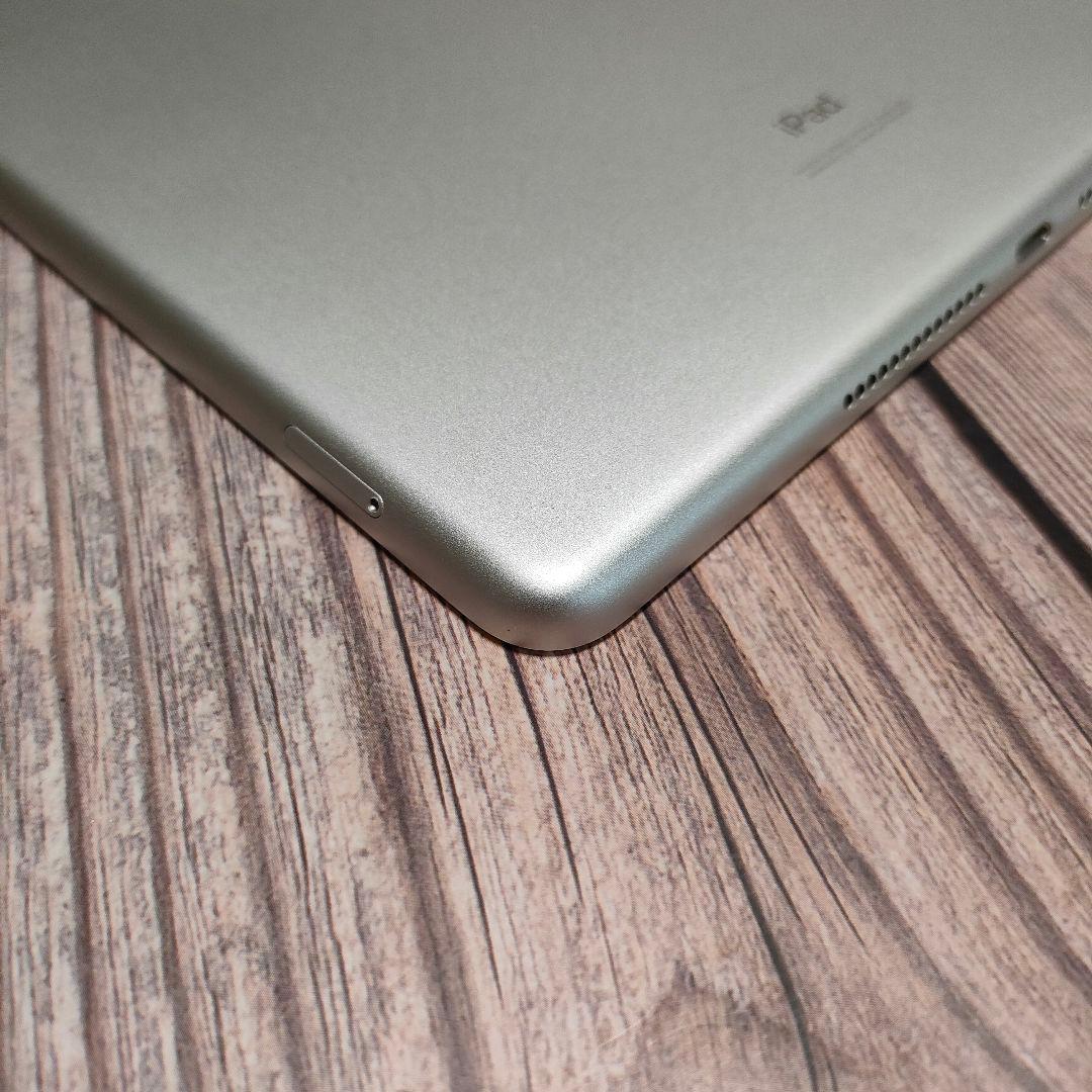iPad 第7世代 128GB SIMフリー バッテリー94% 美品