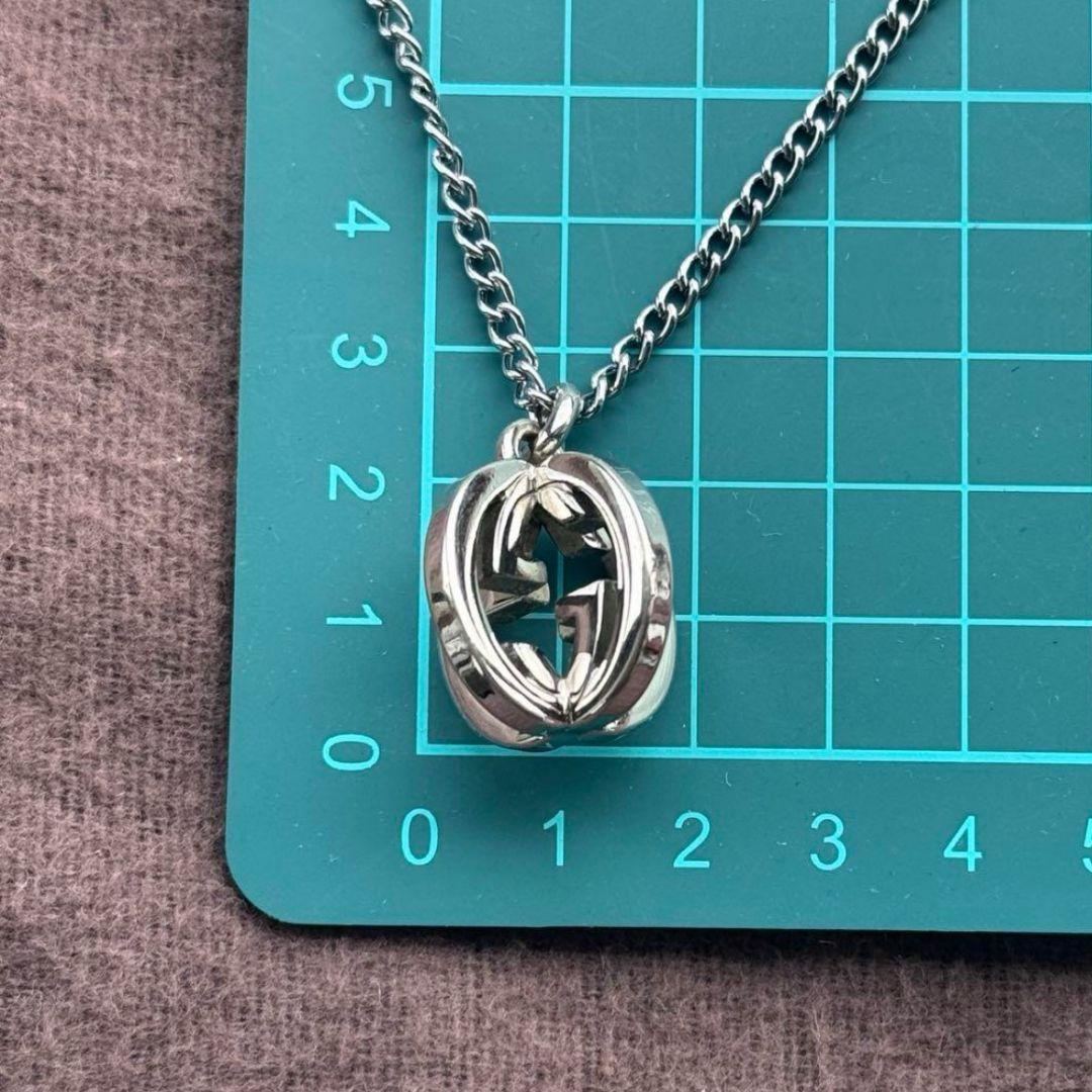 【極美品】GUCCI グッチ 立体 チャーム&ネックレス シルバー GG
