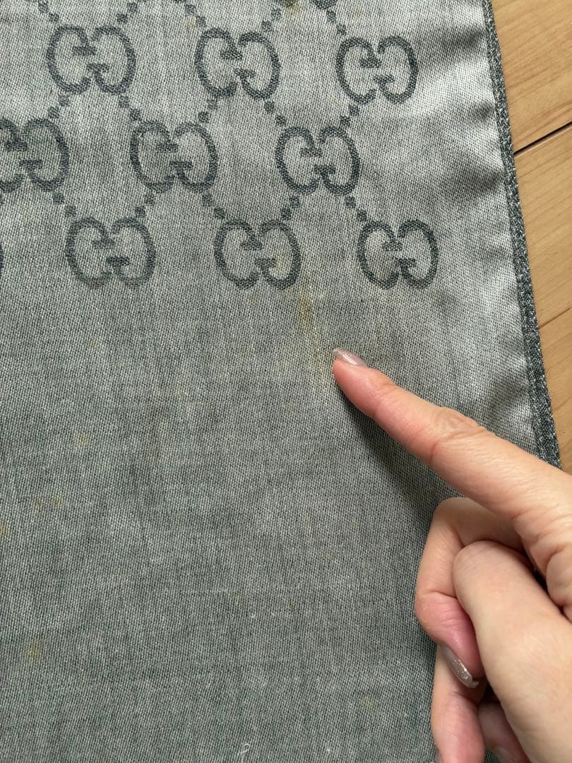 Gucci GGロゴ ストール グレー