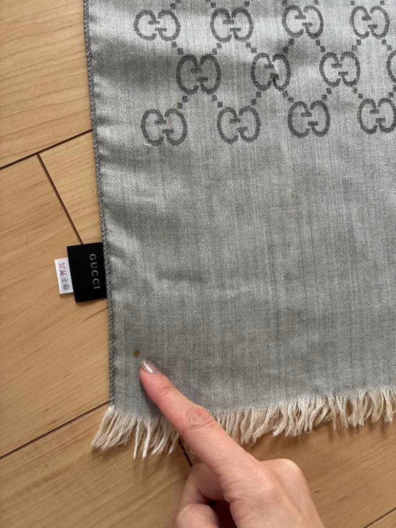 Gucci GGロゴ ストール グレー