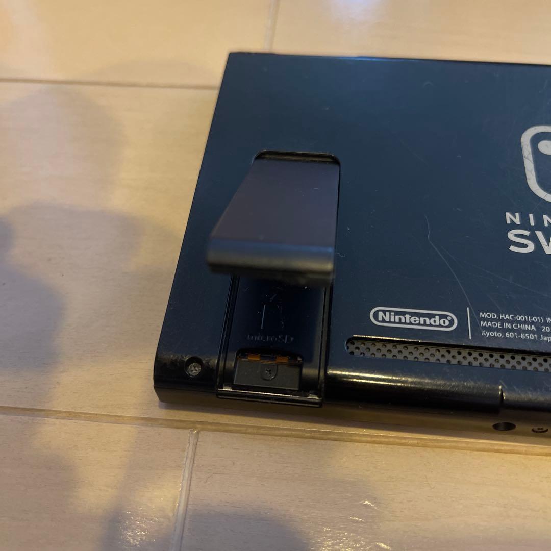 Nintendo Switch 本体のみ 動作確認もジャンク扱い