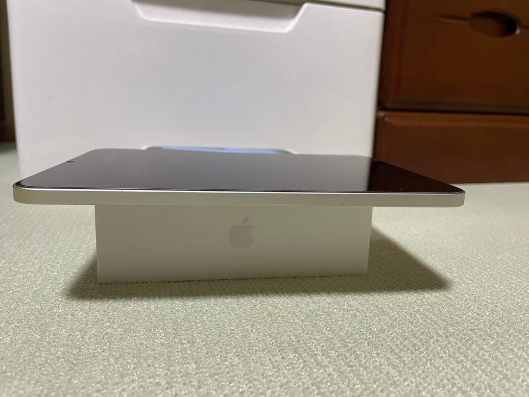 Apple iPad mini (第6世代) 64GB Wi-Fi スターライト