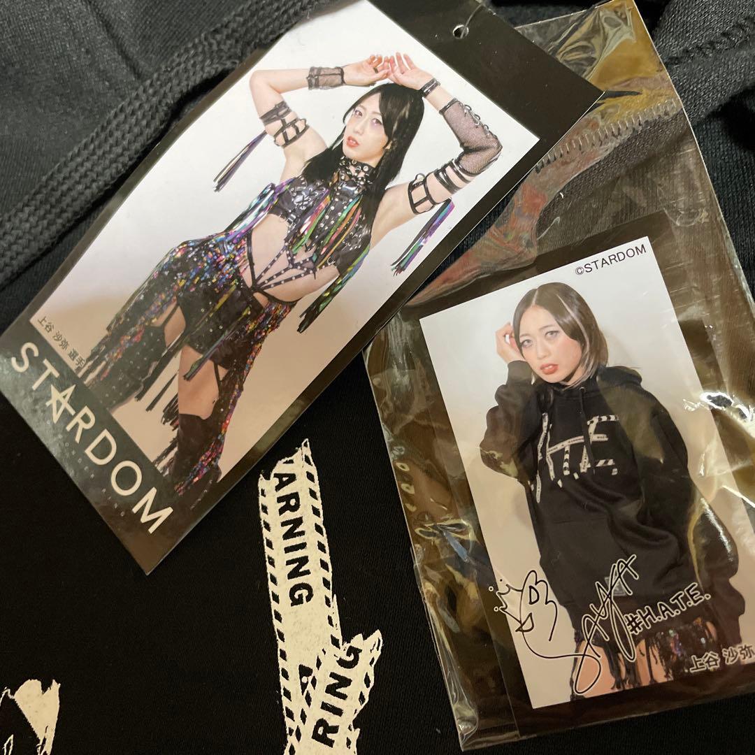L　スターダム　上谷沙弥　パーカ　複製サイン入り ステッカー付、他　LL