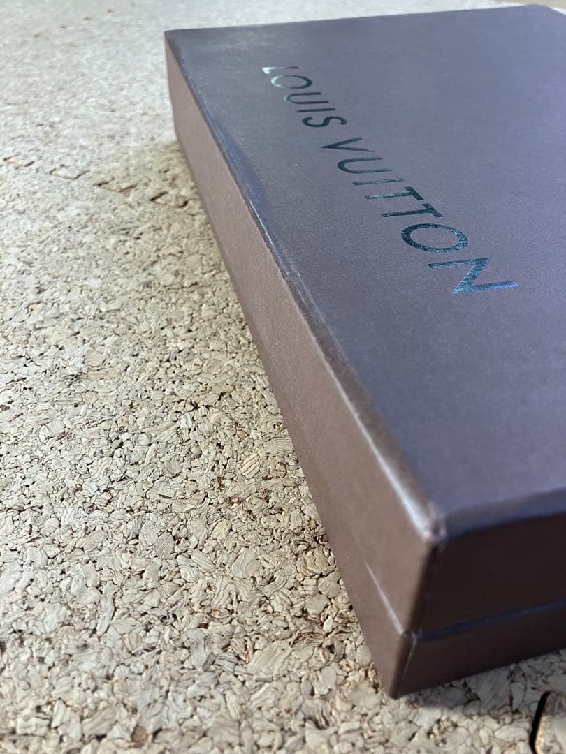 LOUIS VUITTON レッド ストール　シルクウール