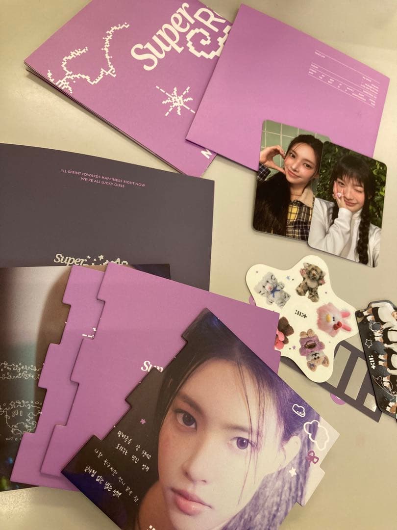 ILLIT / Super Real ME 直筆サイン入