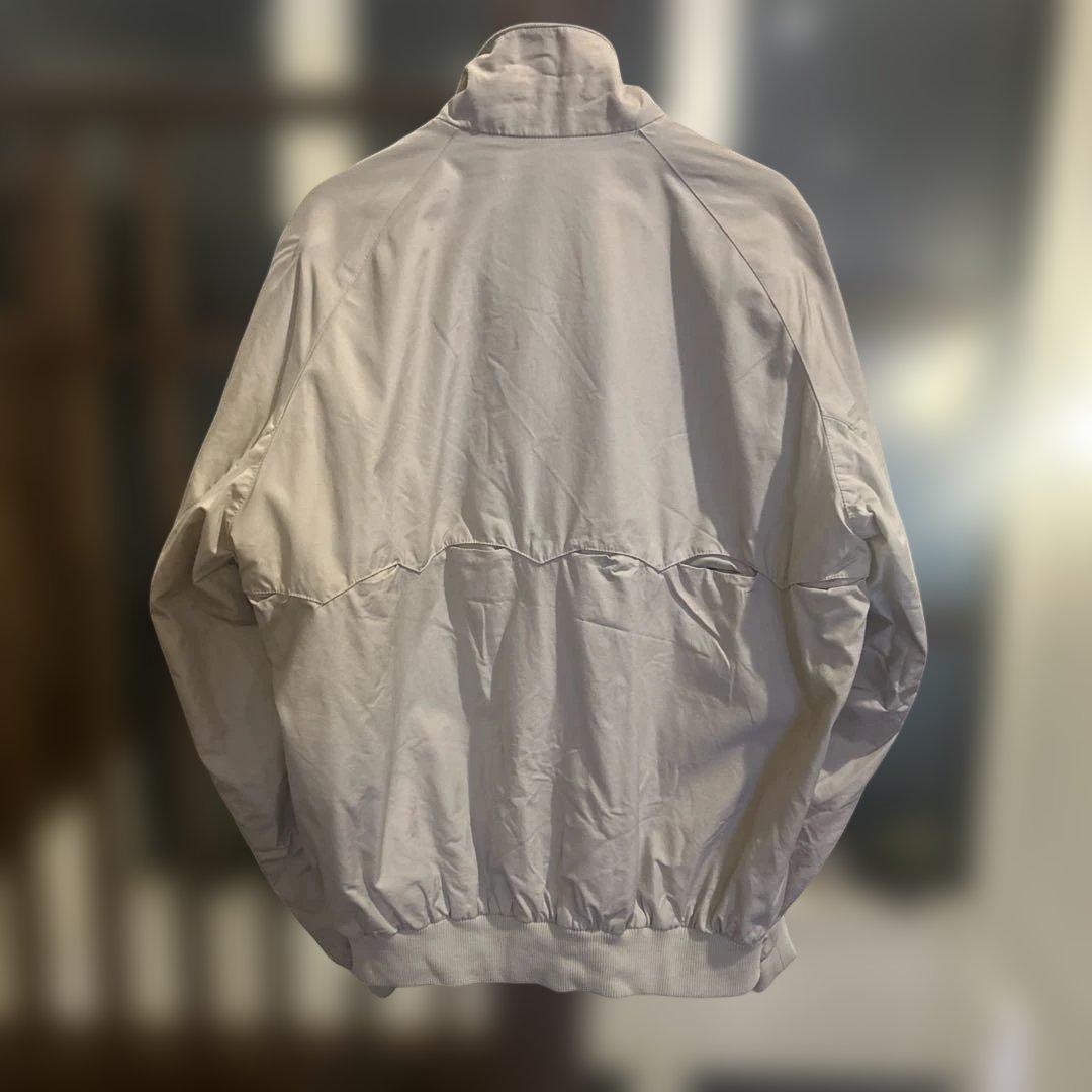 BARACUTA ベージュ スタンドカラー ジャケット