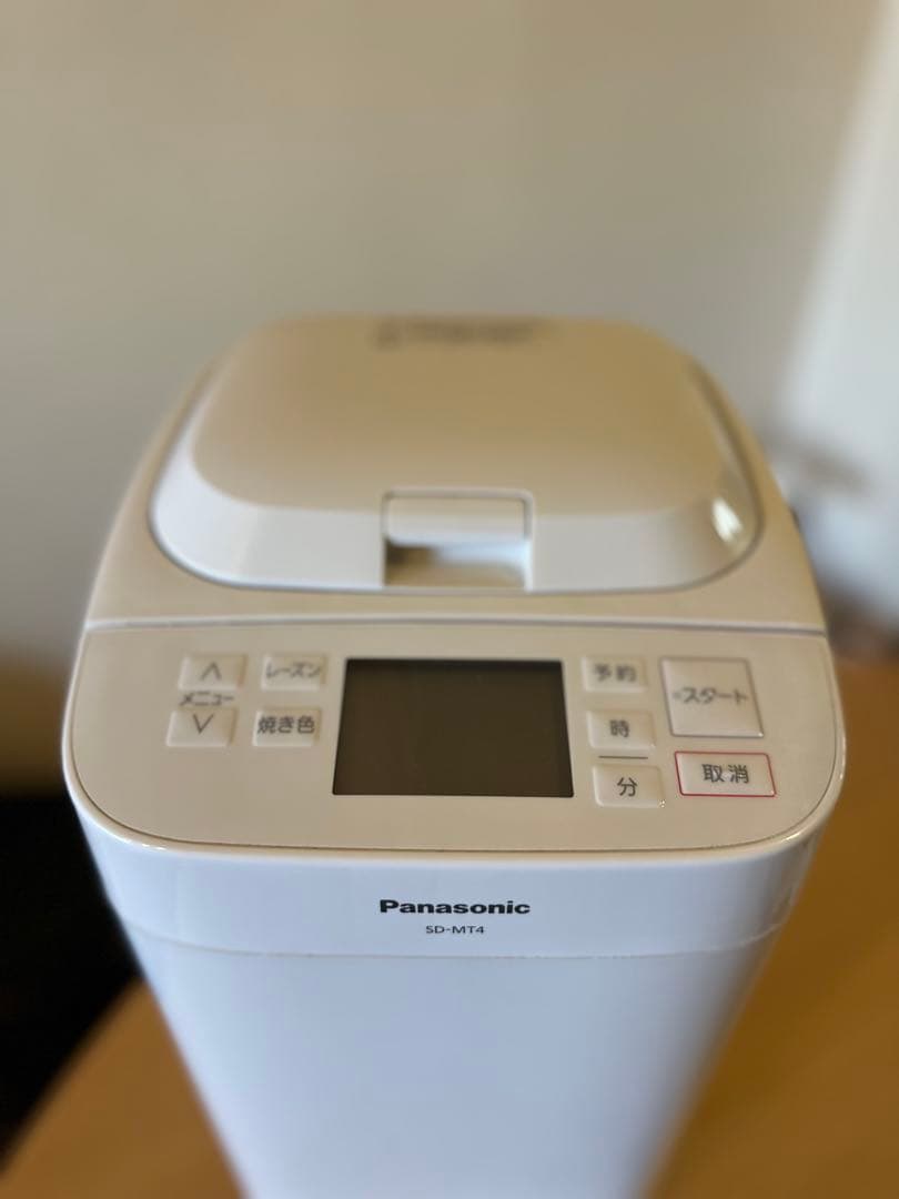 Panasonic ホームベーカリー SD-MT4-W 2025年製