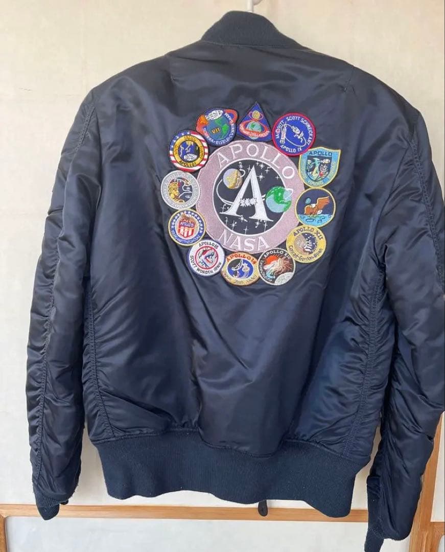 ★美品★ NASA × ALPHA USAジャケット　ネイビー×レッドインナー