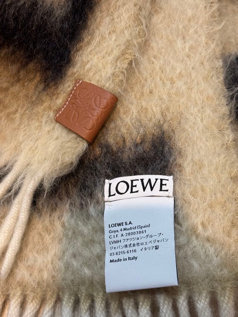 LOEWE アナグラム　マフラー