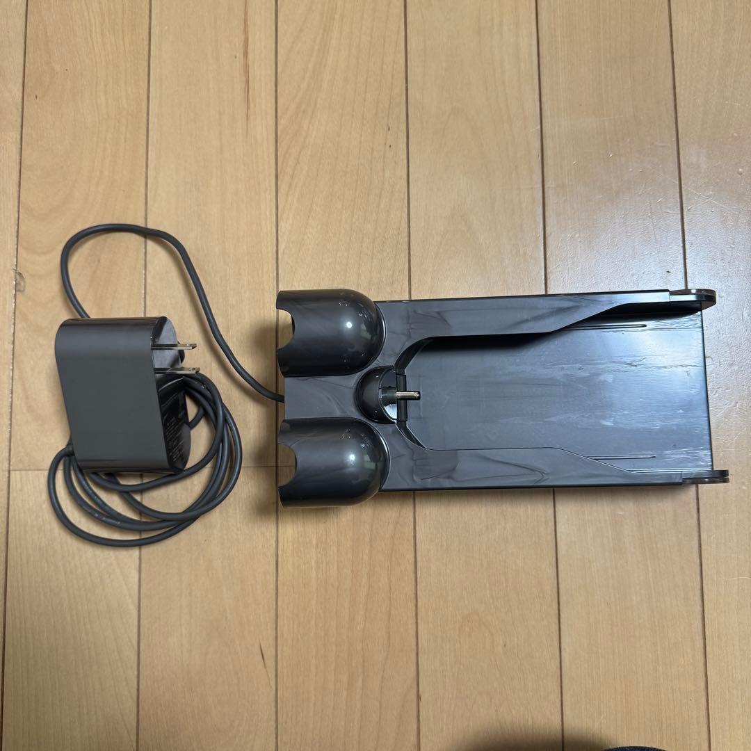 【内部清掃済み】ダイソン V10 (sv12) コードレス掃除機 付属品付