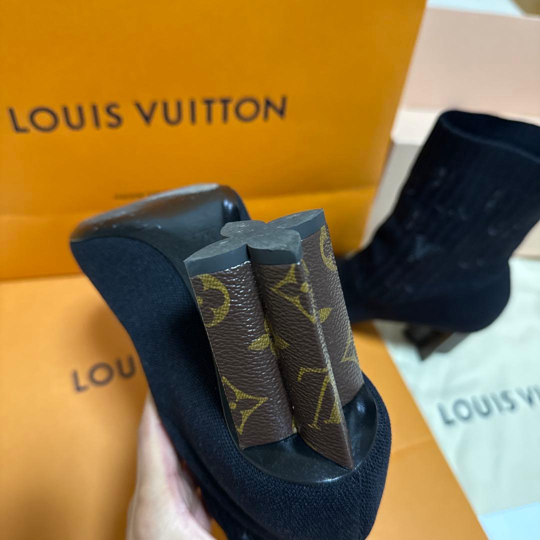 専用　Louis Vuitton ブラック ニットブーツ