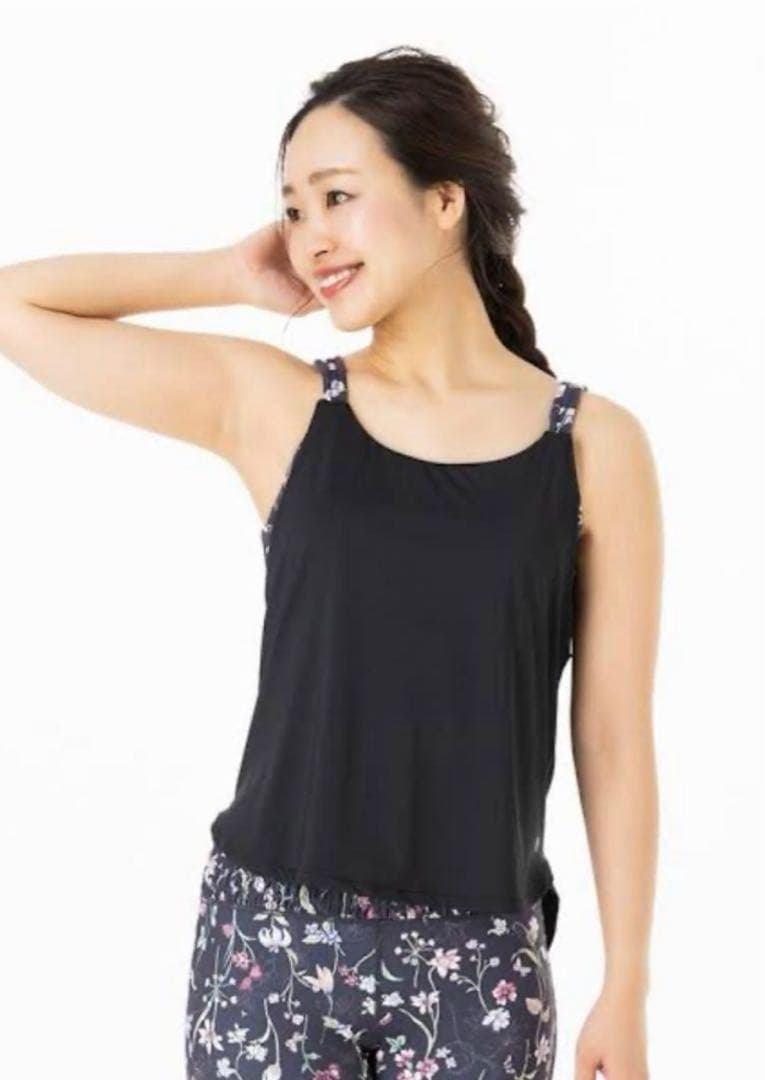 SUKALA 美品ボタニカルシャーリングレギンスカバータンクセットM